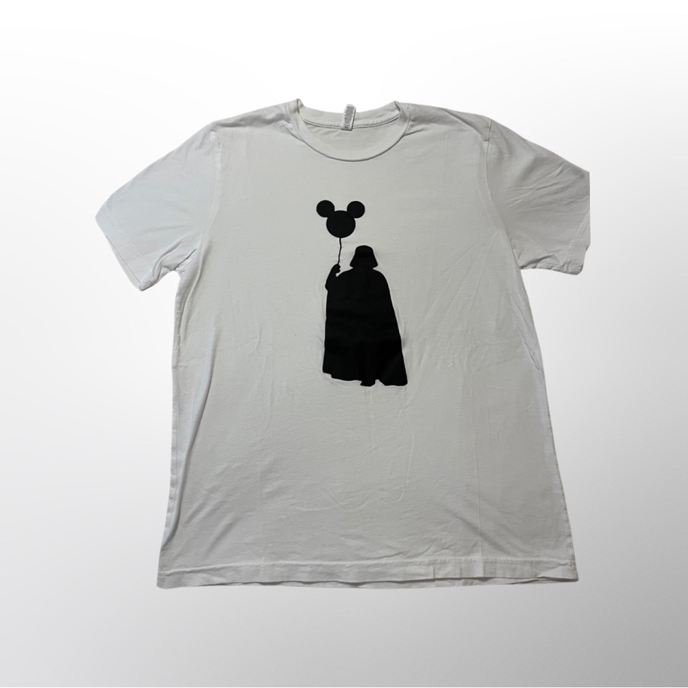 Darth Vader holding Mickey Mouse Balloon T-shirt